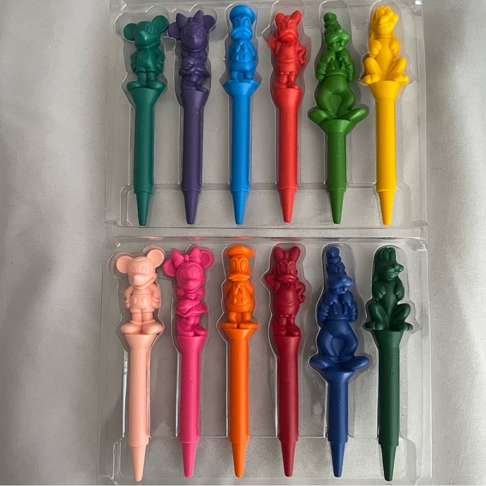 Disney Character Crayon Set